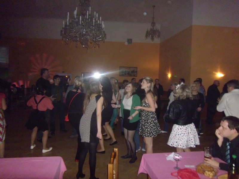 retro bal 3
